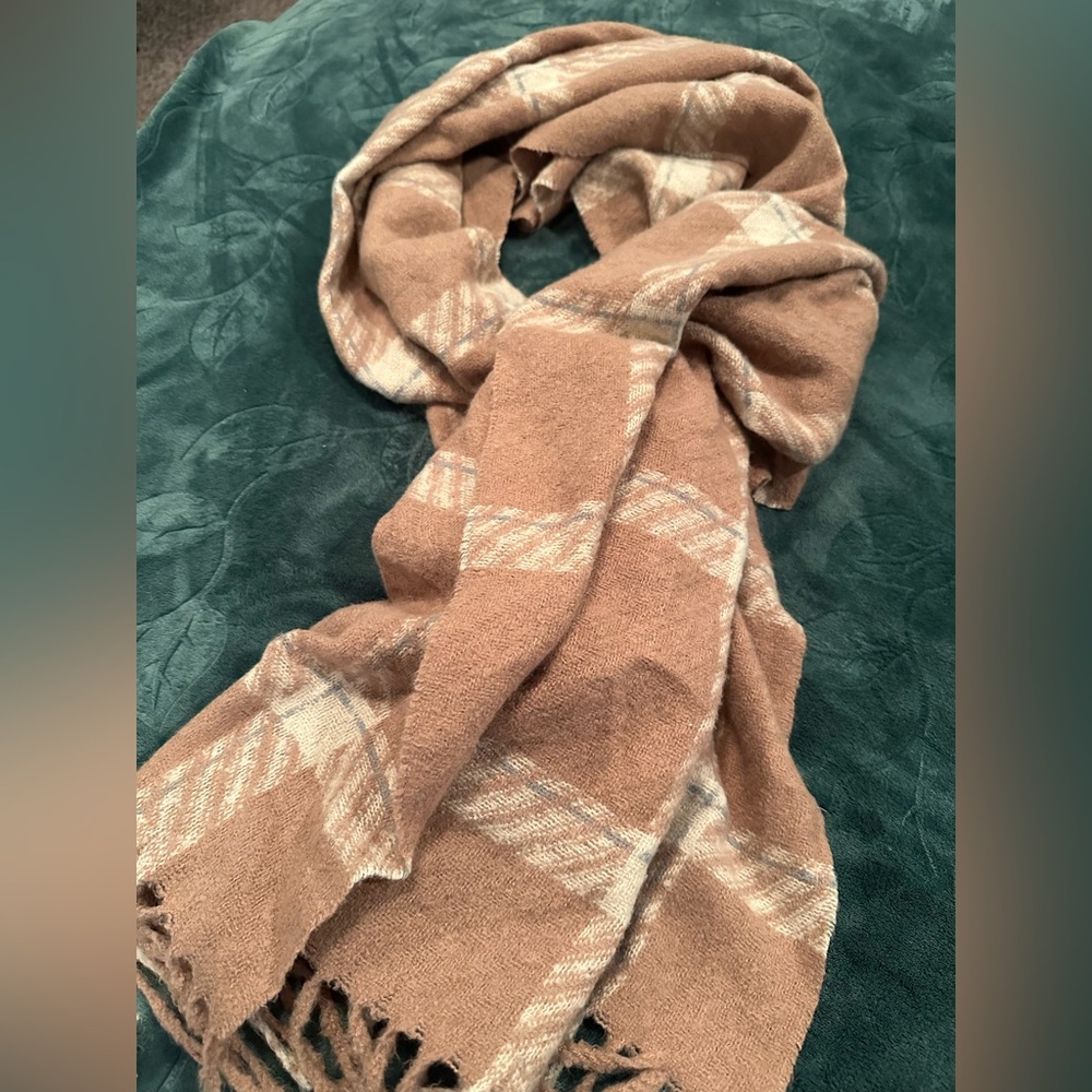 Pretty Persuasions Soft Plaid Scarf in Tan and Cream with light blue